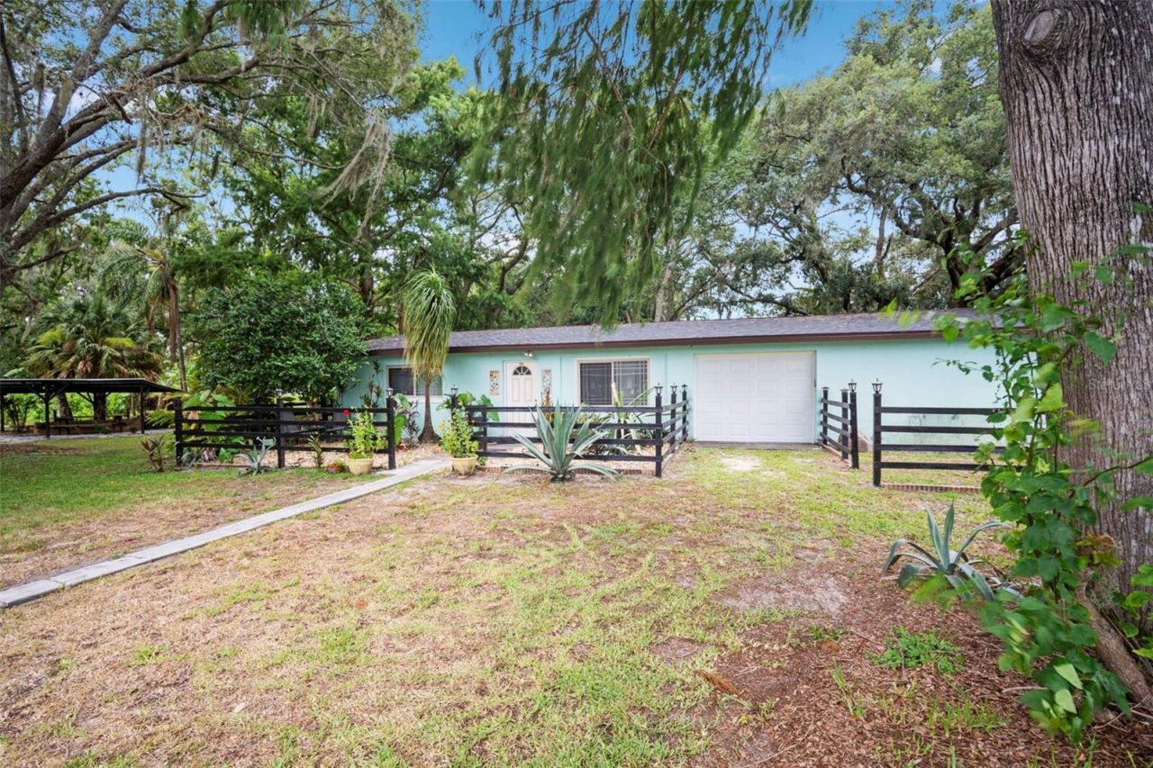 298-300 Orange Avenue , Saint Cloud, FL 34769 Photo