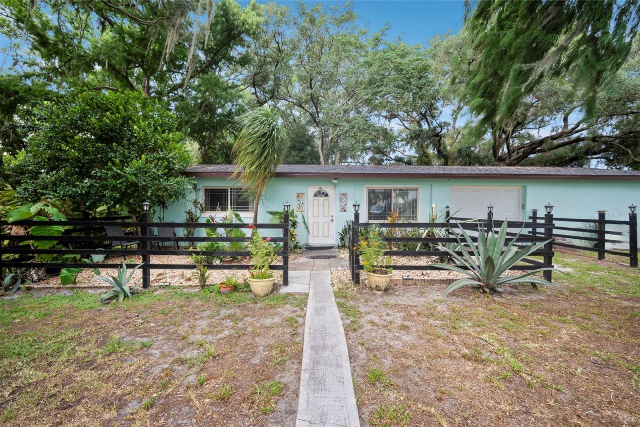 298-300 Orange Avenue , Saint Cloud, FL 34769 Photo