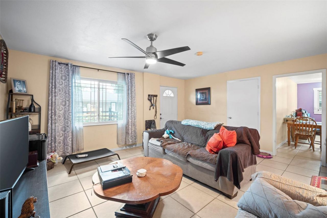 298-300 Orange Avenue , Saint Cloud, FL 34769 Photo