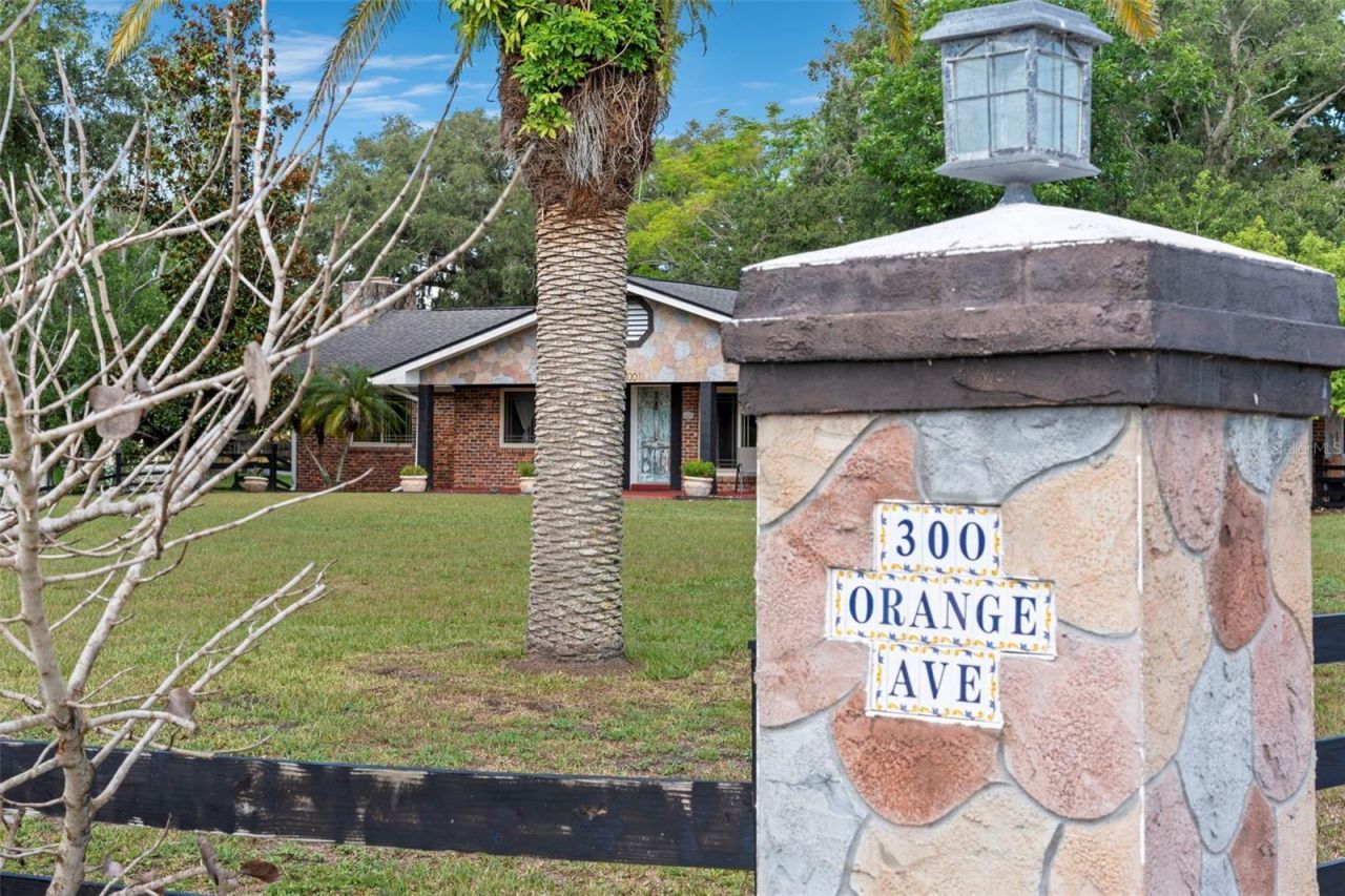 298-300 Orange Avenue , Saint Cloud, FL 34769 Photo