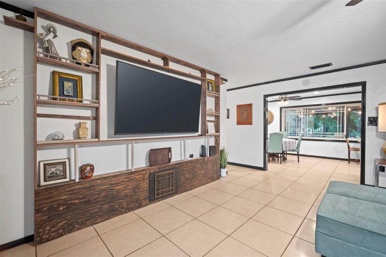 298-300 Orange Avenue , Saint Cloud, FL 34769 Photo