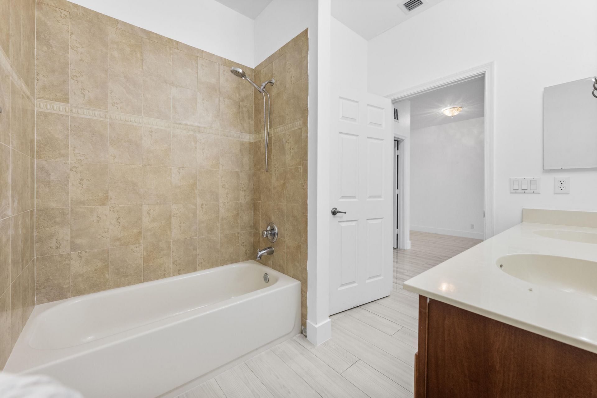 6752 Osage Circle, Greenacres, FL 33413 Photo