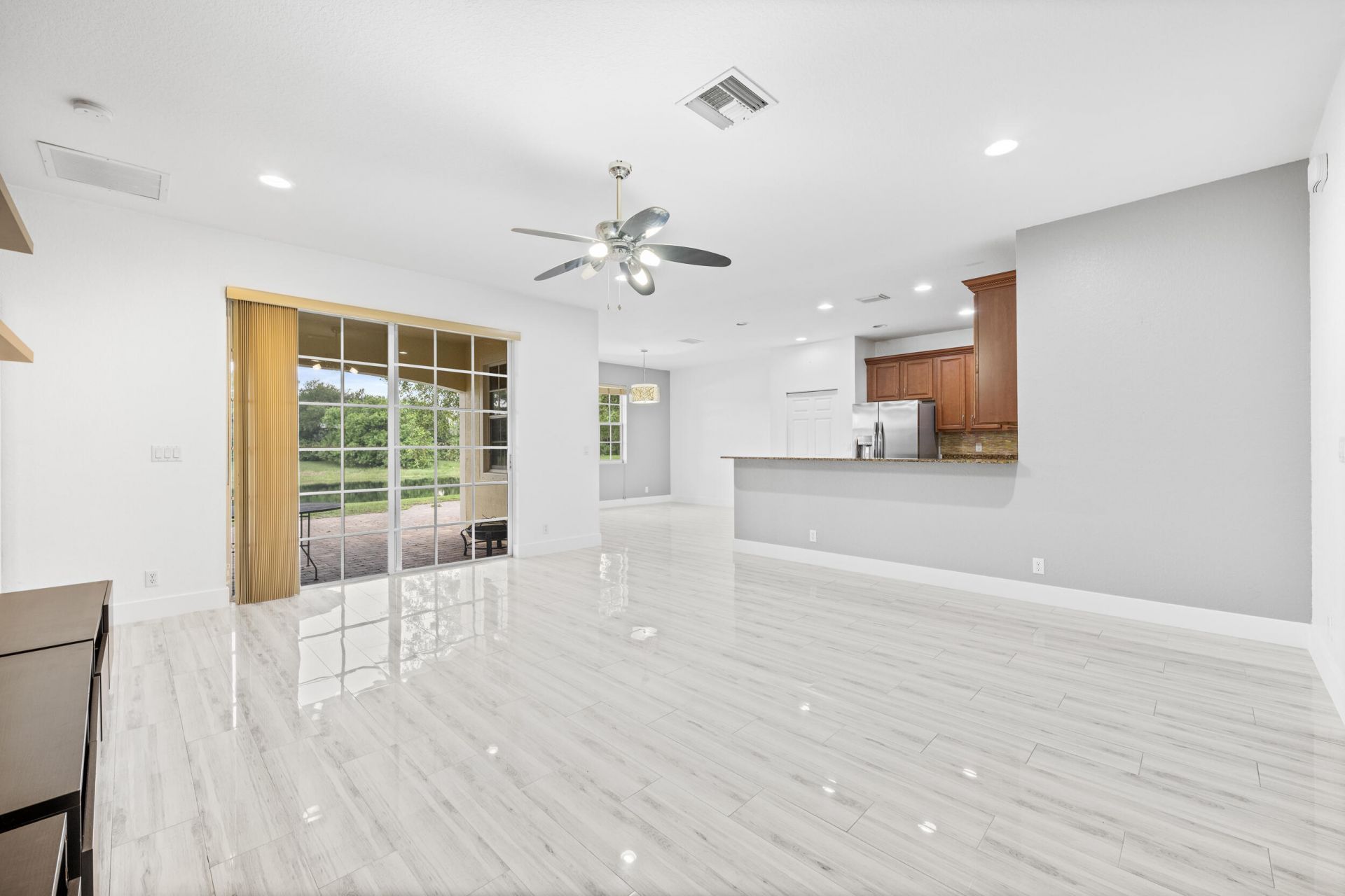 6752 Osage Circle, Greenacres, FL 33413 Photo