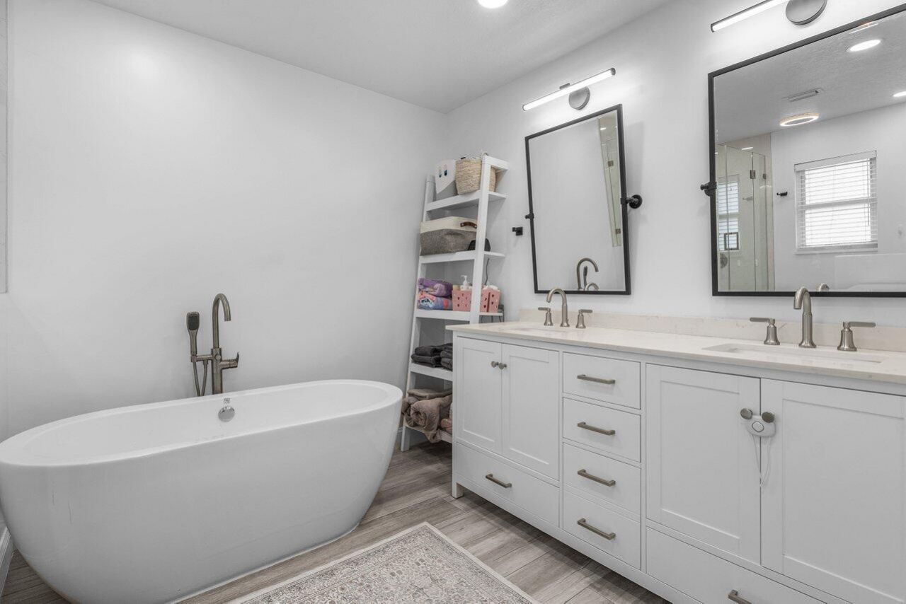 990 NW 8th Street, Boca Raton, FL 33486 Photo