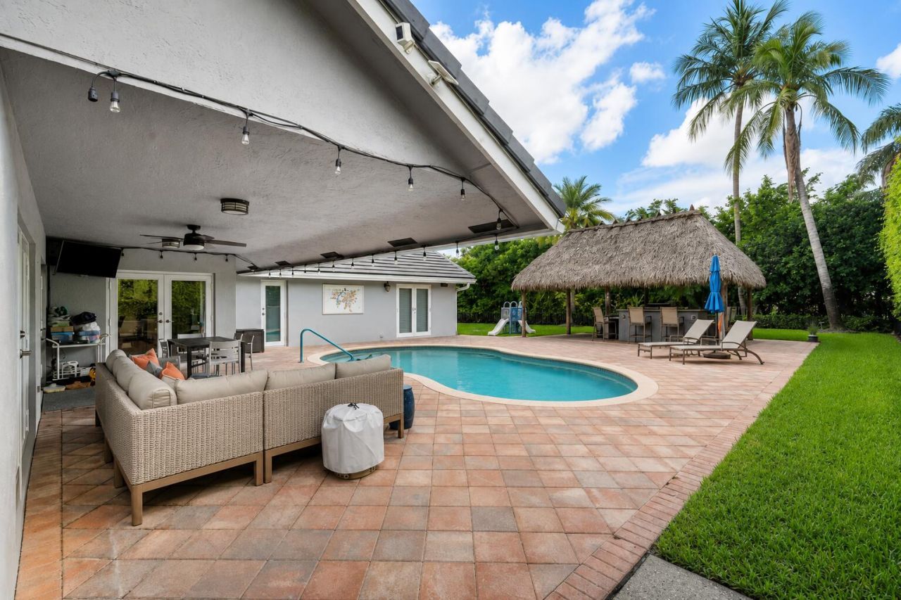 990 NW 8th Street, Boca Raton, FL 33486 Photo