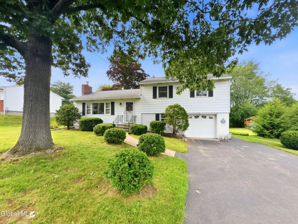 22 Homestead Drive, Latham, NY 12110