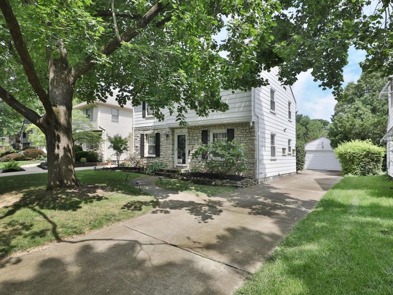 56 Aldrich Road, Columbus, OH 43214 Photo 3