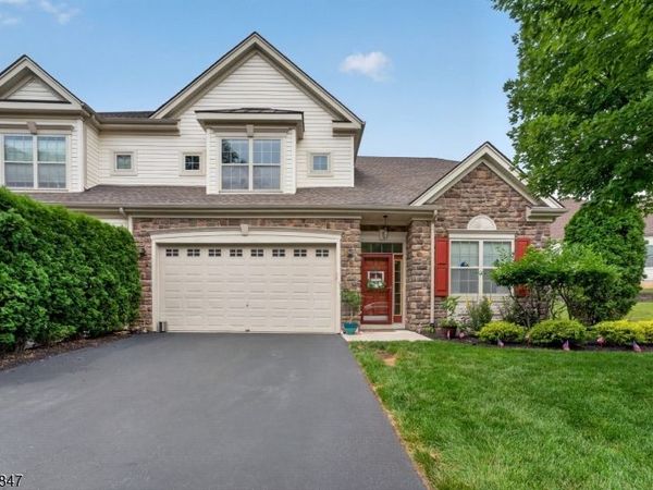 418 Edward St, Lopatcong, NJ 08865