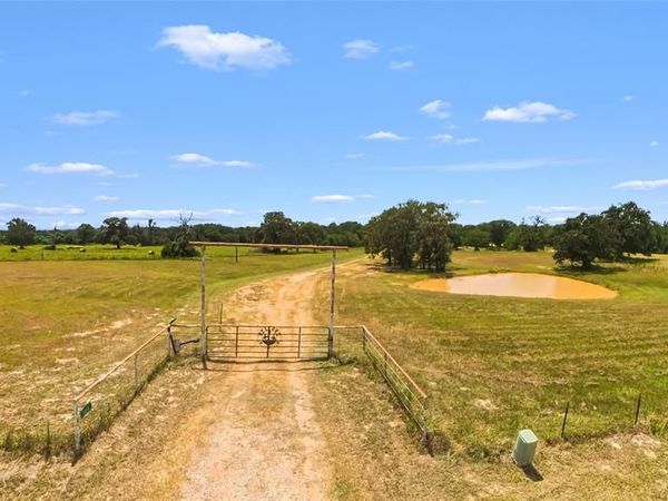 7212 County Road 2761 , Buffalo, TX 75831