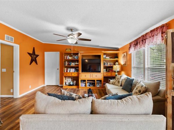 7212 County Road 2761 , Buffalo, TX 75831