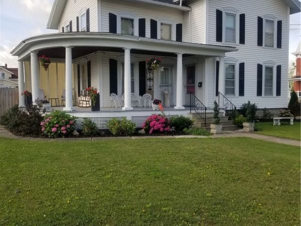 42 State Street , Middleport, NY 14105