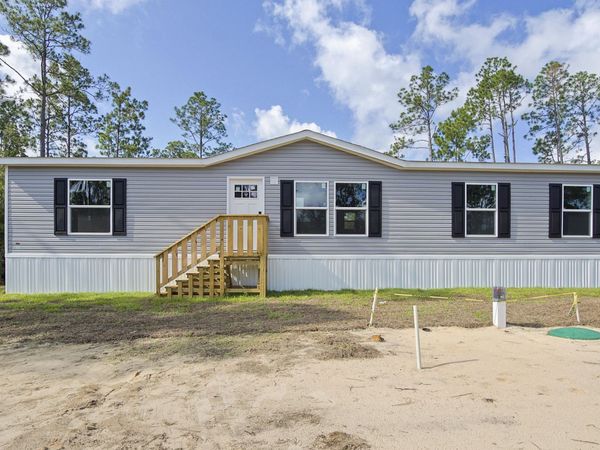 420 Hickory Bluff Circle, Southport, FL 32409