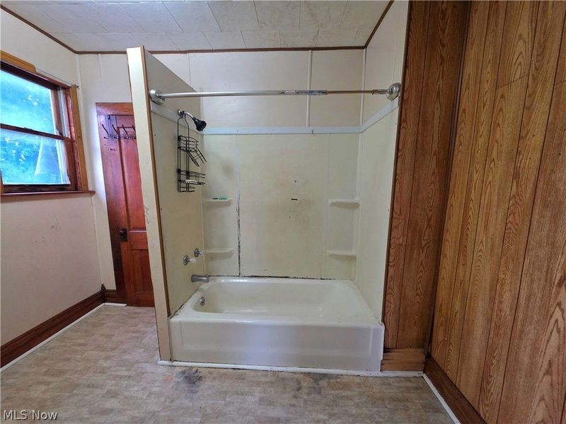 327 N 2nd Street, Coshocton, OH 43812 Photo 17