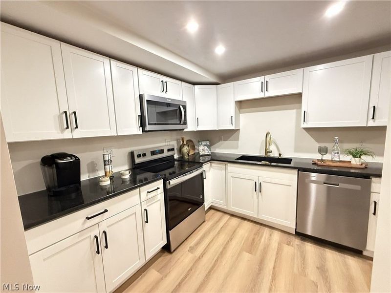 23 2nd Street, West Salem, OH 44287 Photo 2