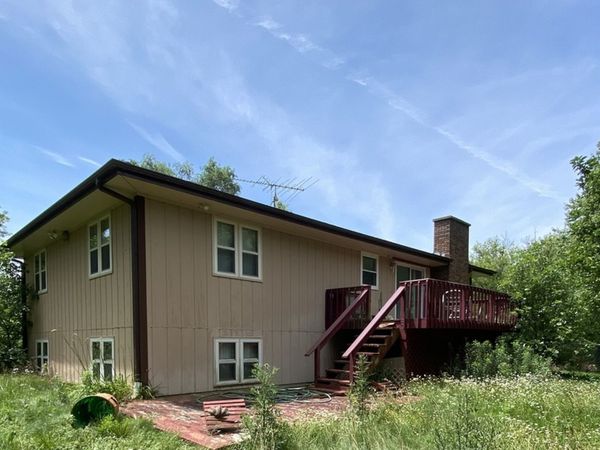 3914 Raycraft Road, Woodstock, IL 60098