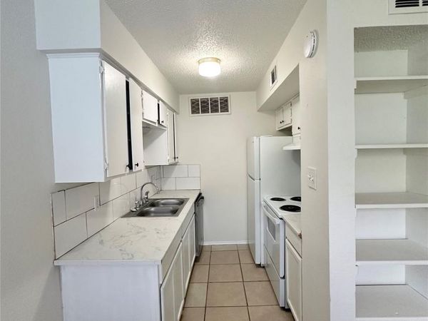 4322 Gillis ST, Unit 104, Austin, TX 78745