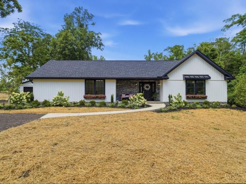 2032 Ford Road, Hamilton Twp, OH 45152 Photo 2