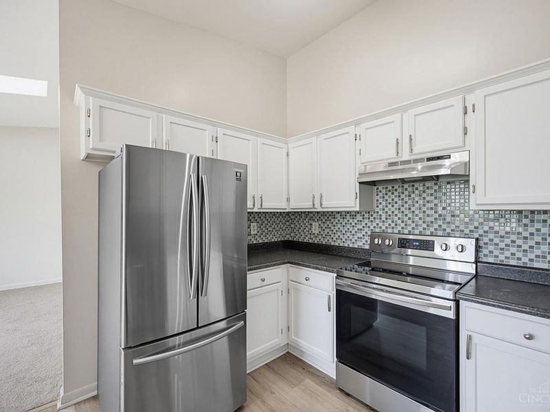 9516 Woodland Hills Drive, West Chester, OH 45011 Photo 11