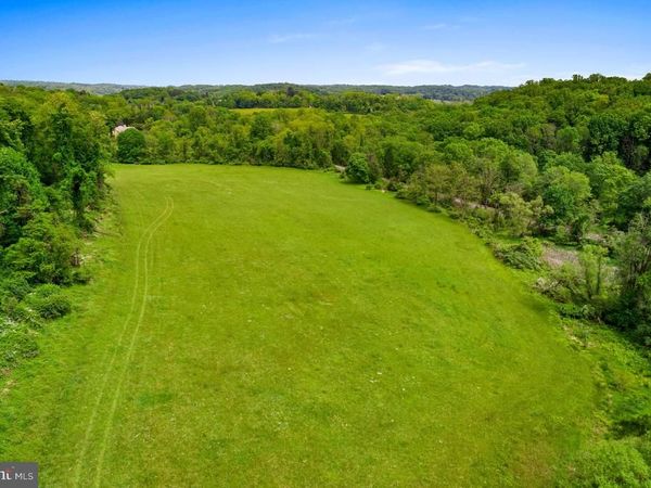 470. HILLENDALE ROAD , CHADDS FORD, PA 19317