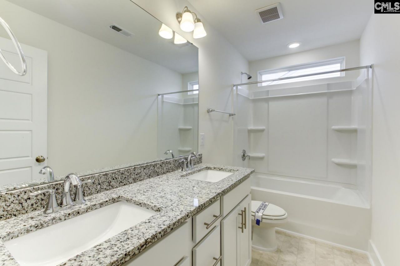 643 Thunder Gulch Avenue Photo 14