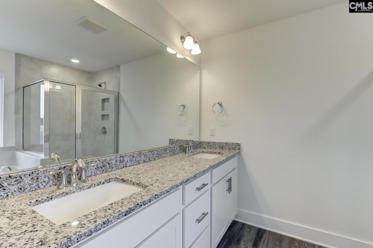 643 Thunder Gulch Avenue Photo 15