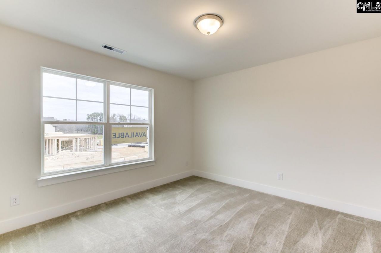 643 Thunder Gulch Avenue Photo 16