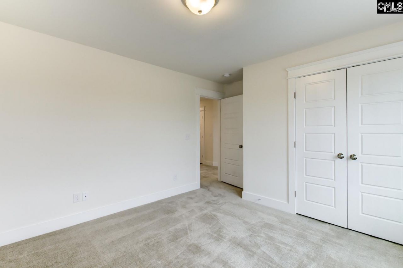 643 Thunder Gulch Avenue Photo 17