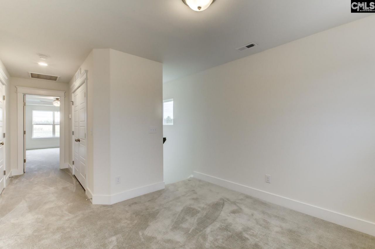 643 Thunder Gulch Avenue Photo 26