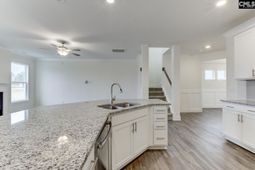 643 Thunder Gulch Avenue photo 4