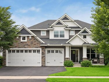 11031 Sundance Woods Boulevard, Dayton, MN 55369