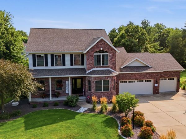 510 HAMPTON Court, Germantown Hills, IL 61548