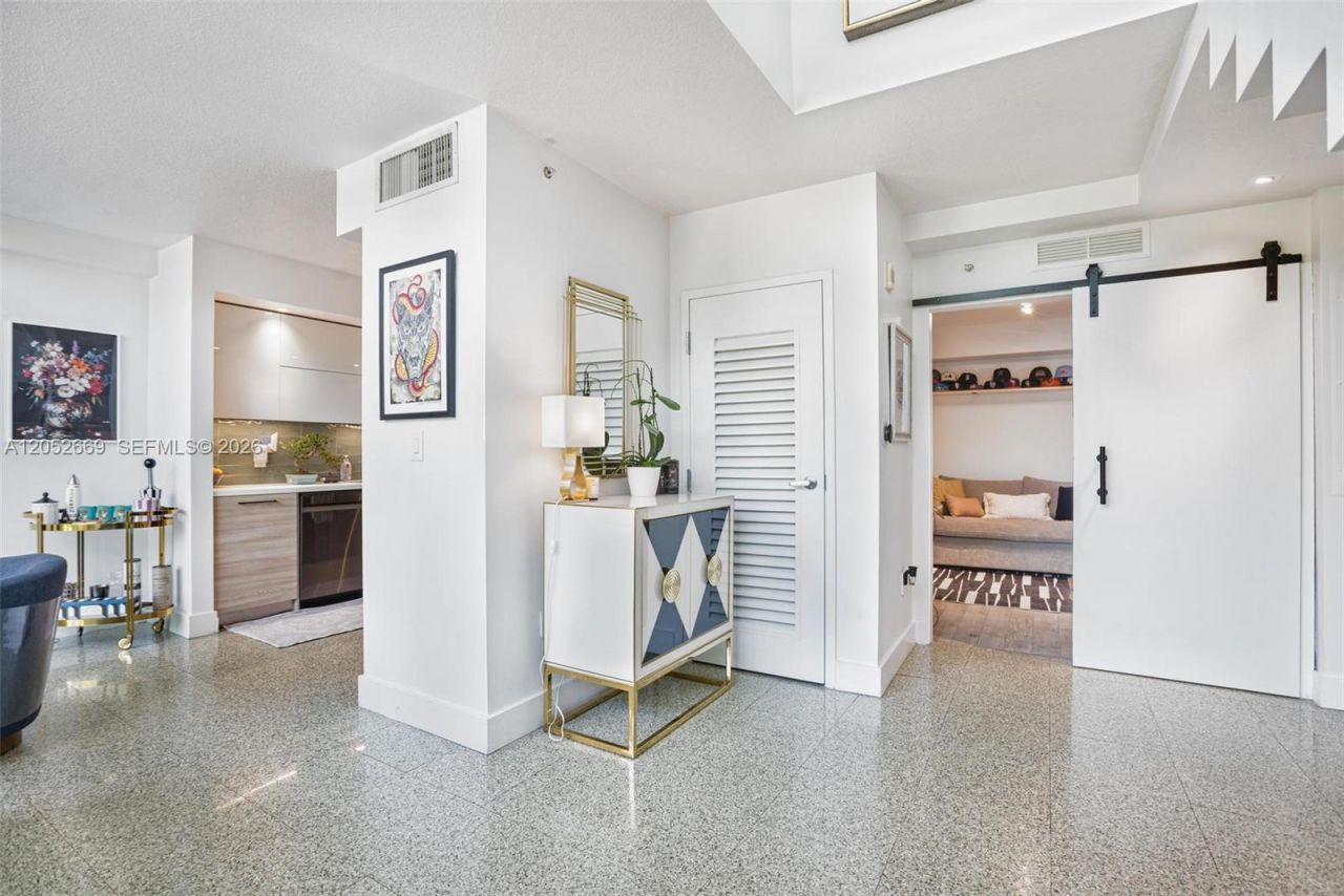 245 Michigan Ave , Unit LG-5, Miami Beach, FL 33139 Photo