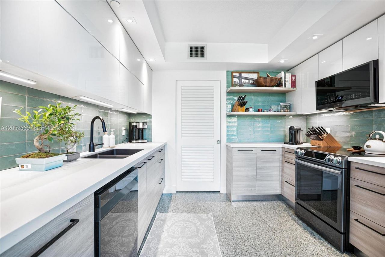 245 Michigan Ave , Unit LG-5, Miami Beach, FL 33139 Photo
