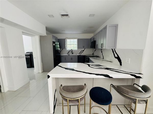 516 La Villa Dr, Miami Springs, FL 33166
