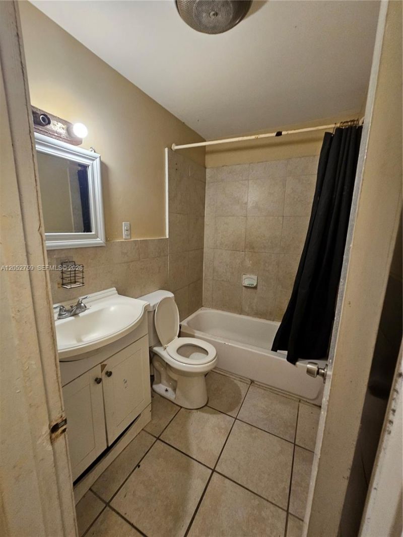 722 S E St , Lake Worth, FL 33460 Photo