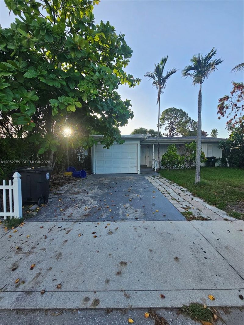 722 S E St , Lake Worth, FL 33460 Photo