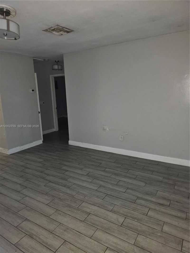 722 S E St , Lake Worth, FL 33460 Photo