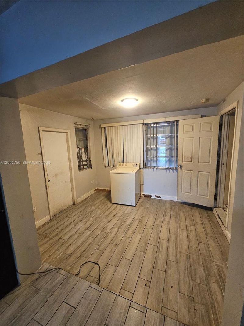 722 S E St , Lake Worth, FL 33460 Photo