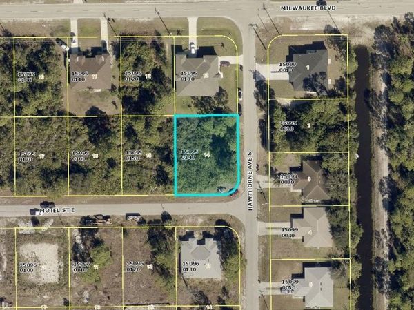 885 E Motel St. , Lehigh Acres, FL 33974