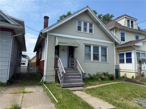 88 Newfield Street , Buffalo, NY 14207