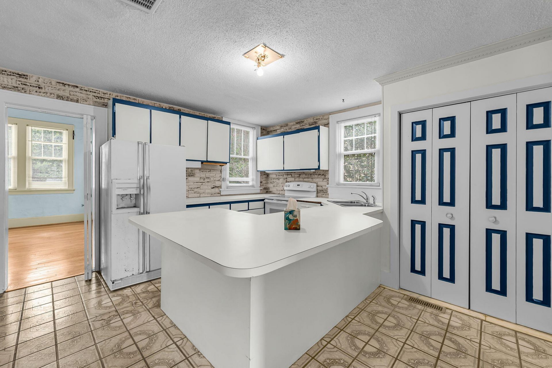 2062 Wappoo Drive Photo 15