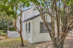 2062 Wappoo Drive photo 4