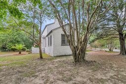 2062 Wappoo Drive photo 4