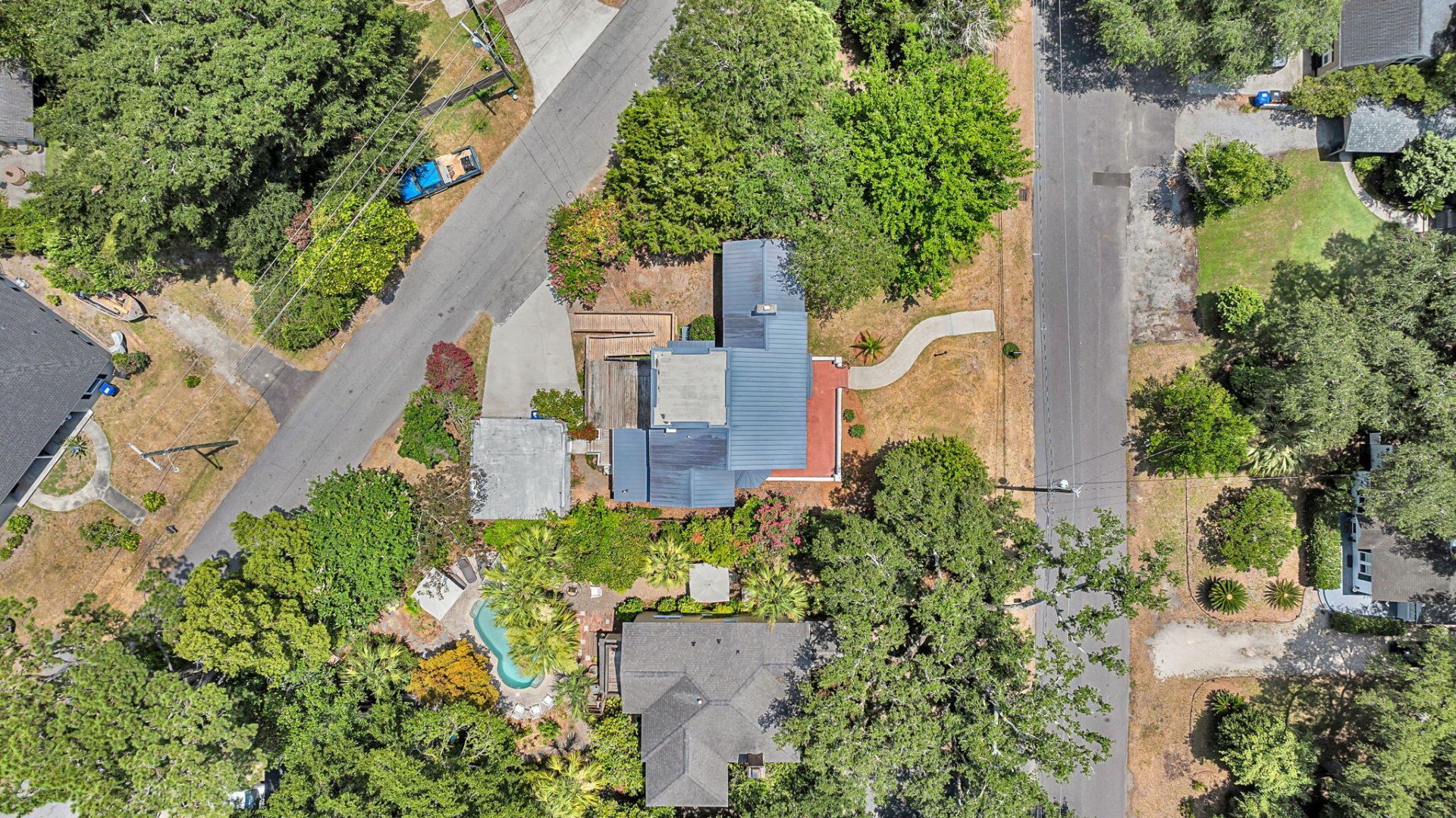 2062 Wappoo Drive Photo 6