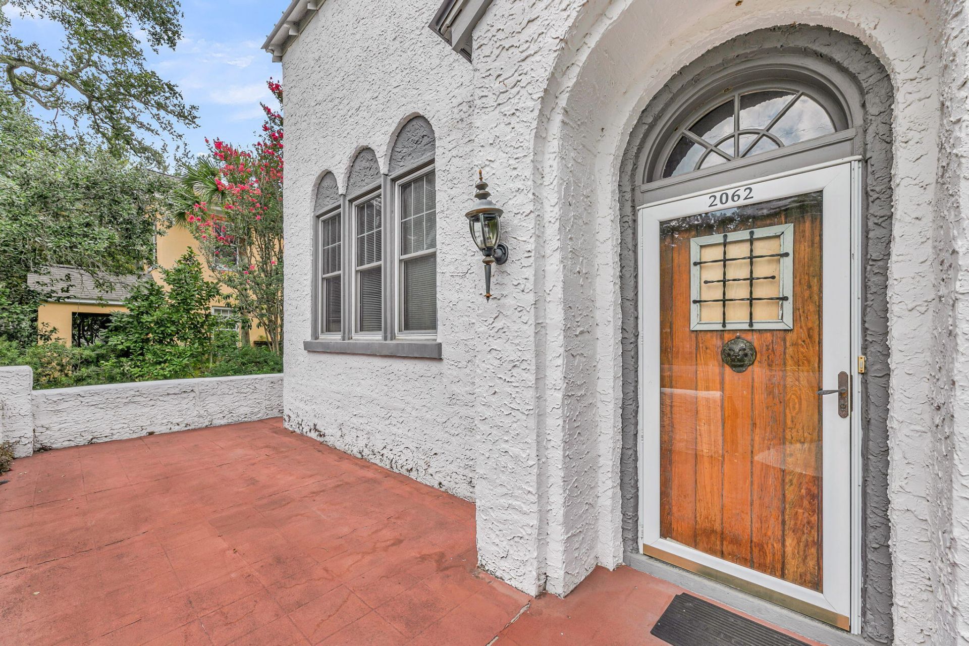 2062 Wappoo Drive Photo 8
