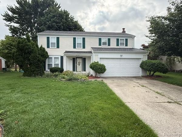 28144 Yorktown Road , Farmington Hills, MI 48331