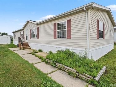 115 Fox Hound Court, Grand Blanc Twp, MI 48439