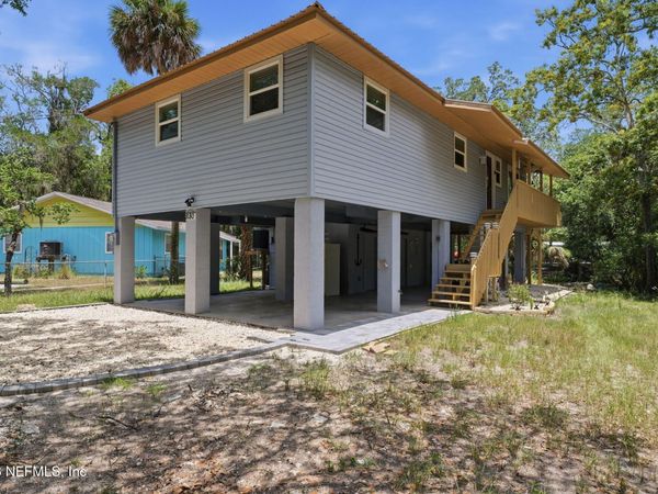 8180 ANCHOR POINT Drive, Weeki Wachee, FL 34607