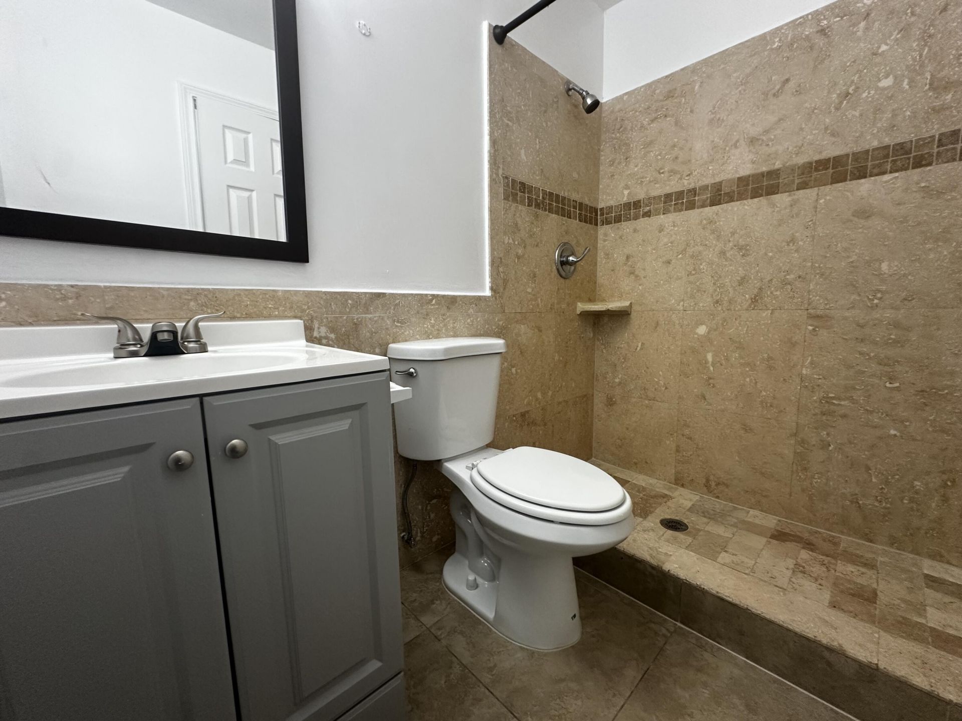 2000 NE 17th Street, Unit 2, Fort Lauderdale, FL 33305 Photo