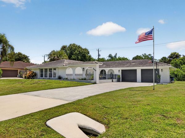 2409 NW Everglades Boulevard, Stuart, FL 34994
